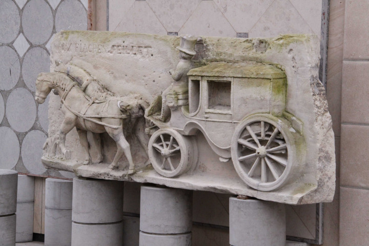 Marbrerie générale du Rhône, motif provenant du 110 rue Mazenod.