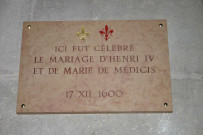 Plaque en mémoire du mariage d'Henri IV.
