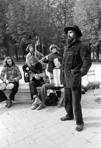 Le Bihan et son orchestre place Bellecour.