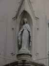 Angle sud-est de la Grande-rue de la Guillotière et de la rue Claude-Boyer, statue.