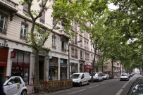 174 avenue des Frères-Lumière.
