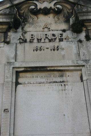 Monument à Auguste Burdeau d'Alfred Boucher.