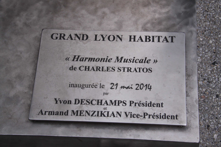 Plaque de "Harmonie musicale" de Charles Stratos.