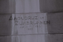 11 Place Jules-Ferry, détail de la façade.