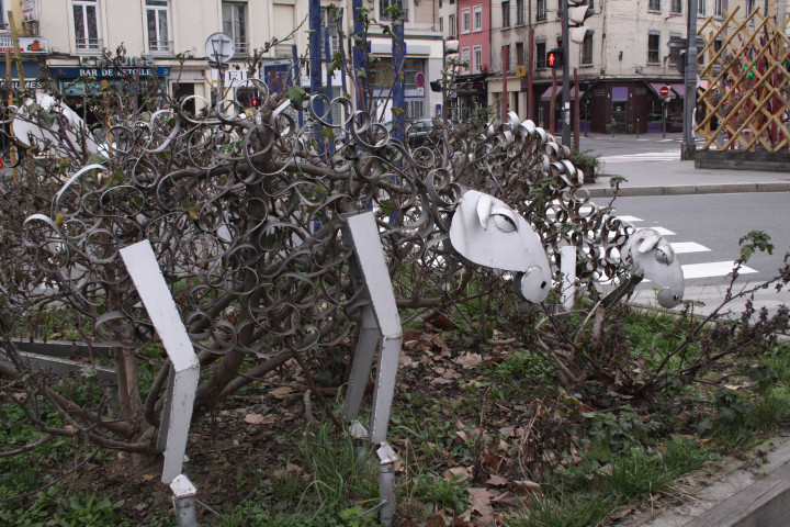 Moutons en aluminium.