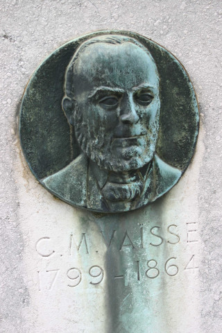 Plaque en mémoire de Claude-Marius Vaïsse.