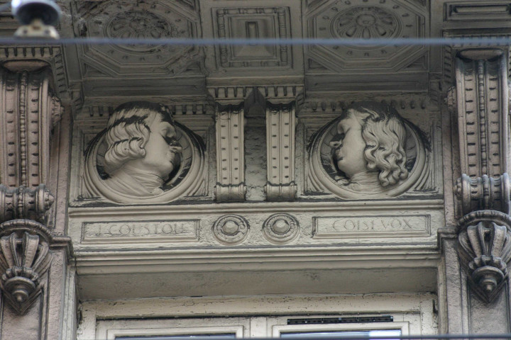 11 rue d'Algérie, détail de la façade.