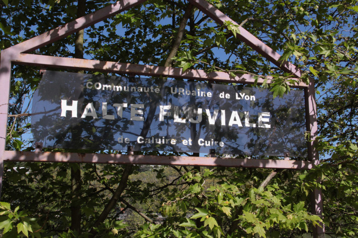 Bois de la Caille, halte fluviale, panneau.