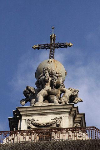 Grand-Dôme, plaque de souscripteurs, sommet et croix.