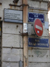 Angle de la rue René-Leynaud et de la montée Saint-Sébastien, plaques.