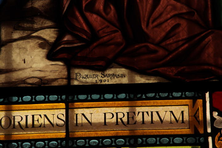 Vitraux de Hippolyte Paquier-Sarrasin.