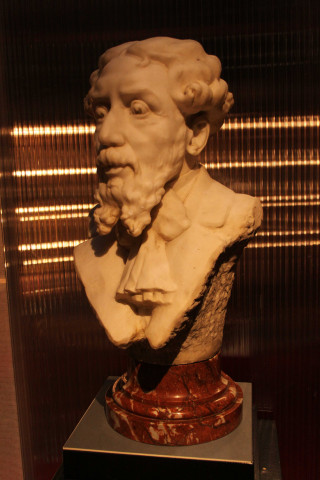 Buste de Gustave Girrane.