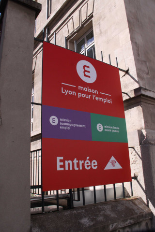 104 rue de Marseille, la Maison pour l'emploi.