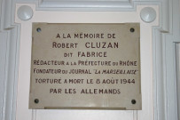 Plaque en mémoire de Robert Cluzan dit Fabrice (fondateur du journal "La Marseillaise".