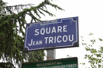 Plaque du Square Jean-Tricou.