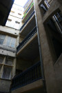 14 quai Romain-Rolland, cour intérieure.