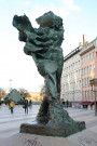 Statue de Louise Labbé par Ipousteguy.