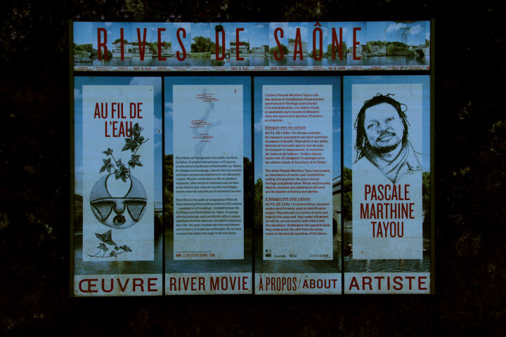 Programme d'art public River-Movie, Œuvres de Pascale Marthine Tayou, panneau explicatif.