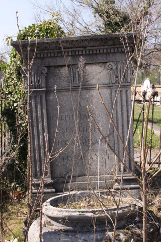 Tombe de Joseph Laforest.