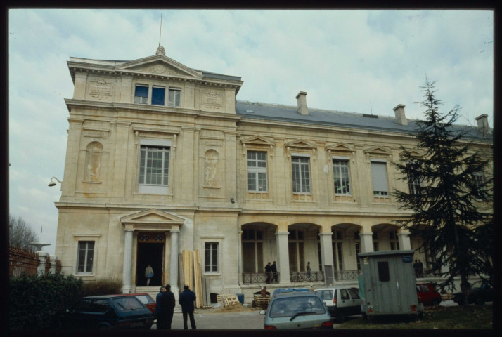 Travaux de rénovation à l'Université Lumière Lyon 2.