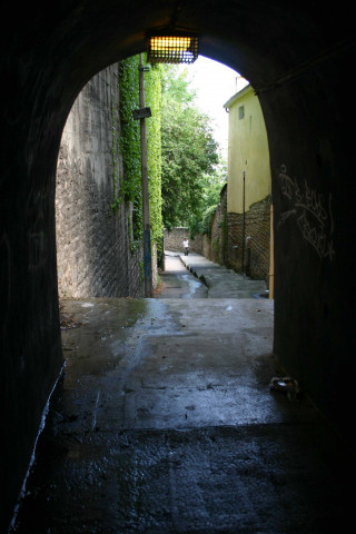 Passage souterrain sous l'avenue du 25ème-Régiment-de-Tirailleurs-Sénégalais.