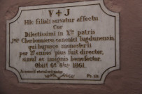 Plaque.