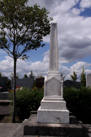 Cénotaphe à la mémoire des soldats Serbes morts durant la guerre de 1914-1918.