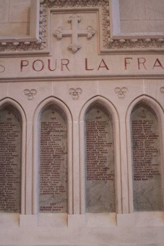 Monument aux Morts.