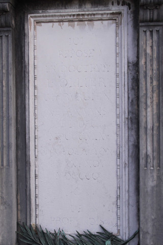 Tombe de la famille Ollier.
