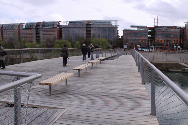Passerelle de la Paix.