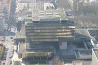 Les locaux du Grand Lyon vus depuis la terrasse sommitale de la tour Part-Dieu.