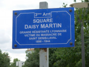 128 avenue Félix-Faure, square Daisy-Martin, plaque de rue.