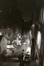 Angle de la rue Diderot et de la rue Pouteau, vue de nuit.