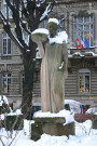 Statue Le Canéphore.