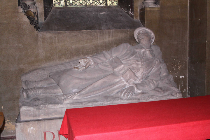 Monument aux morts.