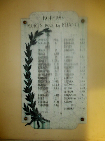 Ecole de santé militaire, plaque en mémoire des morts pour la France 1914-18.