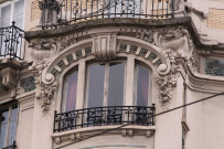 132 rue de Sèze, détail de la façade.
