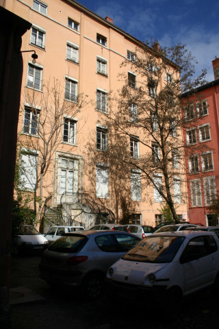 7 rue François-Dauphin, cour intérieure.