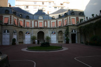 Cour intérieure.
