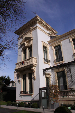 57 avenue des Frères-Lumière, restaurant Marguerite.