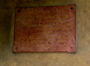 Hôpital de l'Hôtel-Dieu, intérieur, plaques en mémoire de personnalités lyonnaises, cour intérieure.