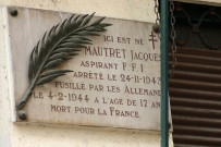 14 rue d'Enghien, plaque en mémoire de Jacques Mautrey.