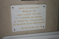 Plaque en mémoire des prêtres évangélisateurs du quartier de la Croix-Rousse.