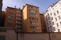 A l'arrière du 3 rue Tramassac.