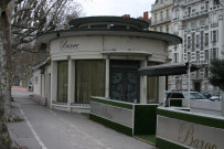 Restaurant Baroc sur quai (ex-car Philibert).