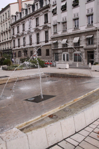 Fontaine.