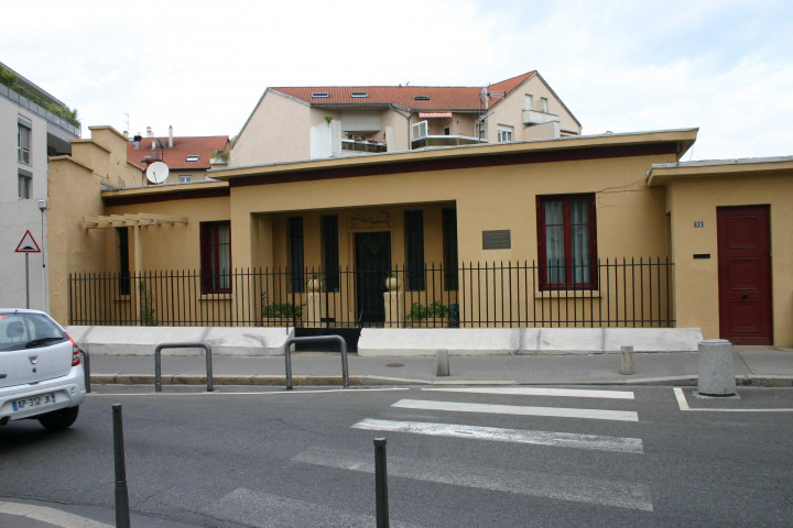 32 rue Hénon, maison de Claudius Linossier.