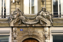 3 rue Président-Edouard-Herriot, détail de façade.