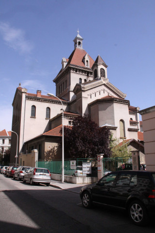 Extérieur.