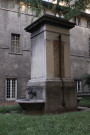 Cour Saint-Louis.